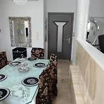 Ixian House * Ixiá