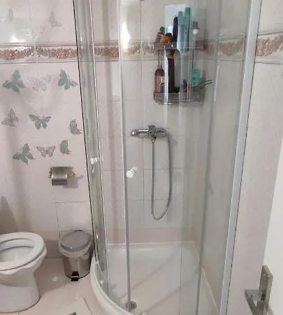 Ixian House Apartament *