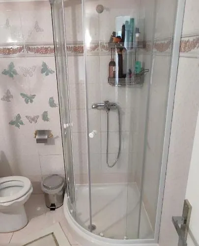 Ixian House Appartamento *