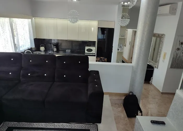 Ixian House * Ixia (Rhodes)