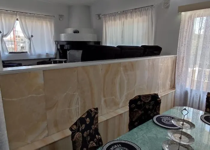 Ixian House Apartmán *